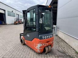 Toyota 8 FBE 20 T / Akku 80%