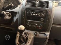 PEUGEOT Expert Kasten L2H1 Klima Bett TÜV 07/2026