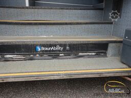 MERCEDES-BENZ Intouro 49 Sitze Liftbus EURO 6