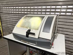 Struers Labotom-5