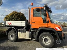 Mercedes-Benz Unimog U 423 4X4 3000
