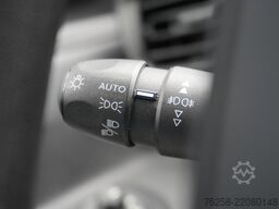 Peugeot Partner 1.2 Benzine! EURO 6 - Airco - Navi - Cr...
