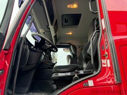 MERCEDES-BENZ Arocs 3243 8x4 Kipper Schwarzmuller Bordmatik