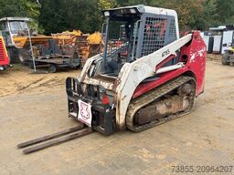 Takeuchi TL130 with forks and loader bucket