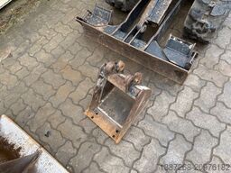 JCB 16C-1 /2022 BJ/ 991 H / verbr. Laufwerk/2xLöffel