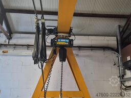 Demag Solomat Portalkran Stahlbau Gleise Donati Kettenzug 2t 2000Kg Länge 26x13m