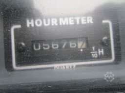 Halla HDF30 - Triplex-Freihub + neuer Seitenschieber