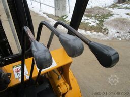 Halla HDF30 - Triplex-Freihub + neuer Seitenschieber