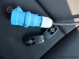 Mercedes-Benz Sprinter 317 Koel/Vries/Verwarmen met nachtaans...