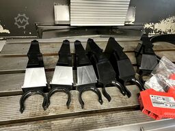 BRIDGEPORT VMC 1000 22 Digital