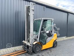 Jungheinrich TFG 425 S