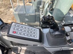 LIEBHERR R922 LC / MultiUser / Böschungsbagger