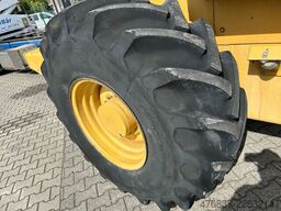 CATERPILLAR CS - 563 E / Walzenzug / 6 Zylinder / Planiersch