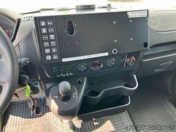 RENAULT Master / Rettungswagen Trage / Liege