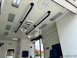 RENAULT Master / Rettungswagen Trage / Liege