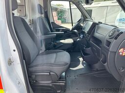 RENAULT Master / Rettungswagen Trage / Liege