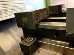 HILMA RÖHMHELD Vise