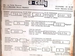 COLLY 