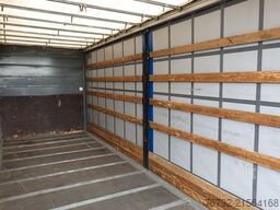 WECON WPR 782 SG BDF-Wechselpritsche 7,7m/Schiebeverde