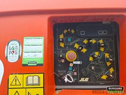 JLG 800AJ