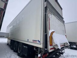 Schmitz Cargobull closed semi trailer w/ refrigerator/freezer unit
