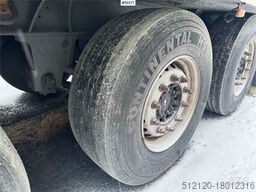 Schmitz Cargobull closed semi trailer w/ refrigerator/freezer unit