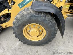 CAT 906M (8758)