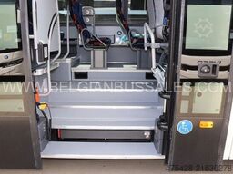 Iveco Crossway 12m Pop / Double middle door / Lift / ...
