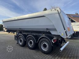 Stas S300CX U-Rockstar 25,9m³, Liftachse