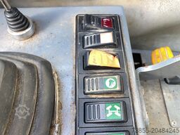 Terex TW110 with two-piece offset boom and 3 buckets