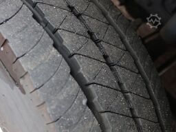 DAF LF 210 Bakwagen+ Dhollandia 1500 kg Comfort cabine