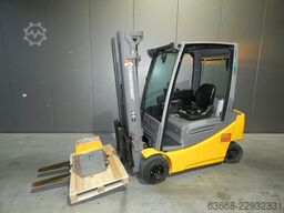 Jungheinrich EFG 320