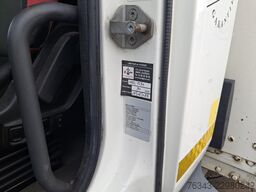 RENAULT D12-210 - E6 - PROBLEME CHAUFFE MOTEUR
