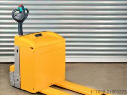 Jungheinrich EJE 225 - Service Neu - Batterie 80% - 2.5t - Nur 3-323 Std.