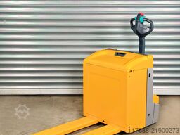 Jungheinrich EJE 225 - Service Neu - Batterie 80% - 2.5t - Nur 3-323 Std.