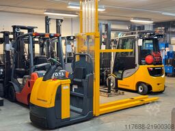 Jungheinrich ECD 220 - Service Neu - Batterie 80% - 2.450mm Gabeln