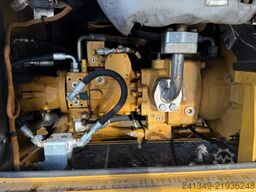 Caterpillar CATERPILLAR | MH3022 mit Greifer