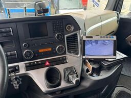 MERCEDES-BENZ Actros 1842 mit Seitenöffnung und Kran
