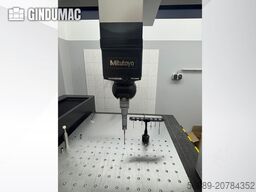 Mitutoyo Crysta Apex C 7106