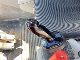 Liebherr R906 LC Litronic with two buckets