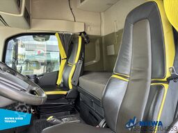 Volvo FH16 750 6x2/4 i.c.m. KWB P3 oplegger met Hiab ...