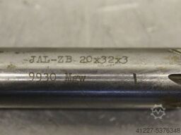 JAL PWS P 9930 Mgw   P62003