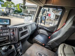 RENAULT D250 16T.- 36000 KM +DHOLLANDIA 2T.