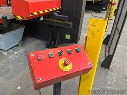 Amada Arcade 210 CNC
