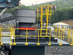 Polygonmach PTC300  track cone crusher HP300
