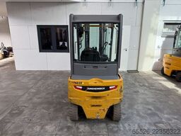 Jungheinrich EFG 320 / AKKU 2024