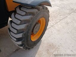 JCB 525.60