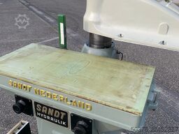 j. Sandt AG, Pirmasens 410