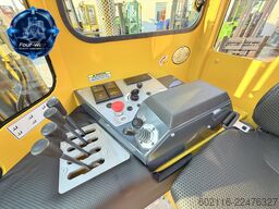 Combilift C5000XL GAS TRIPLEX 6920 FREE-LIFT CABIN