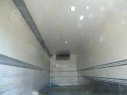 Iveco Stralis 360 + THERMO KING T600R + EURO 6 + 3T LIFT